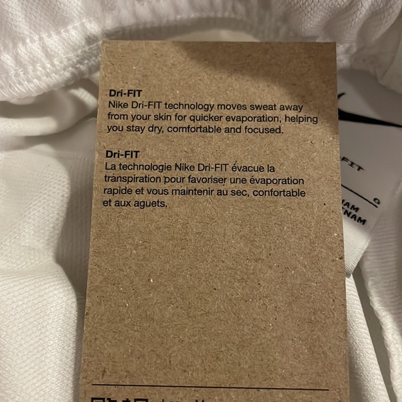 Nike Standard Fit Size L White Dri-Fit Shorts with Black and Gray Trim NWT - Picture 6 of 8